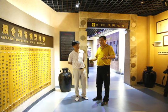 湖北省宜昌市夷陵区发展改革局党组副书记副局长韩庆春一行考察参观